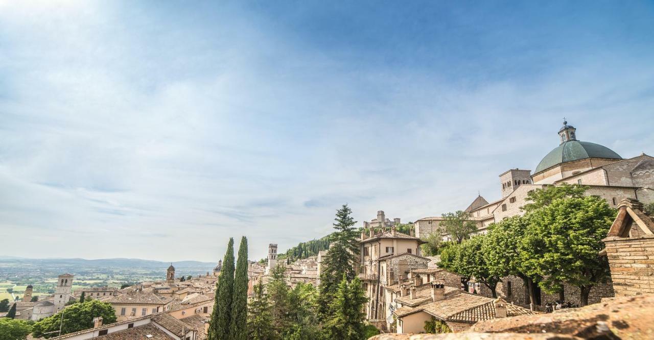 La Viola Di Assisi Hotel Exterior foto