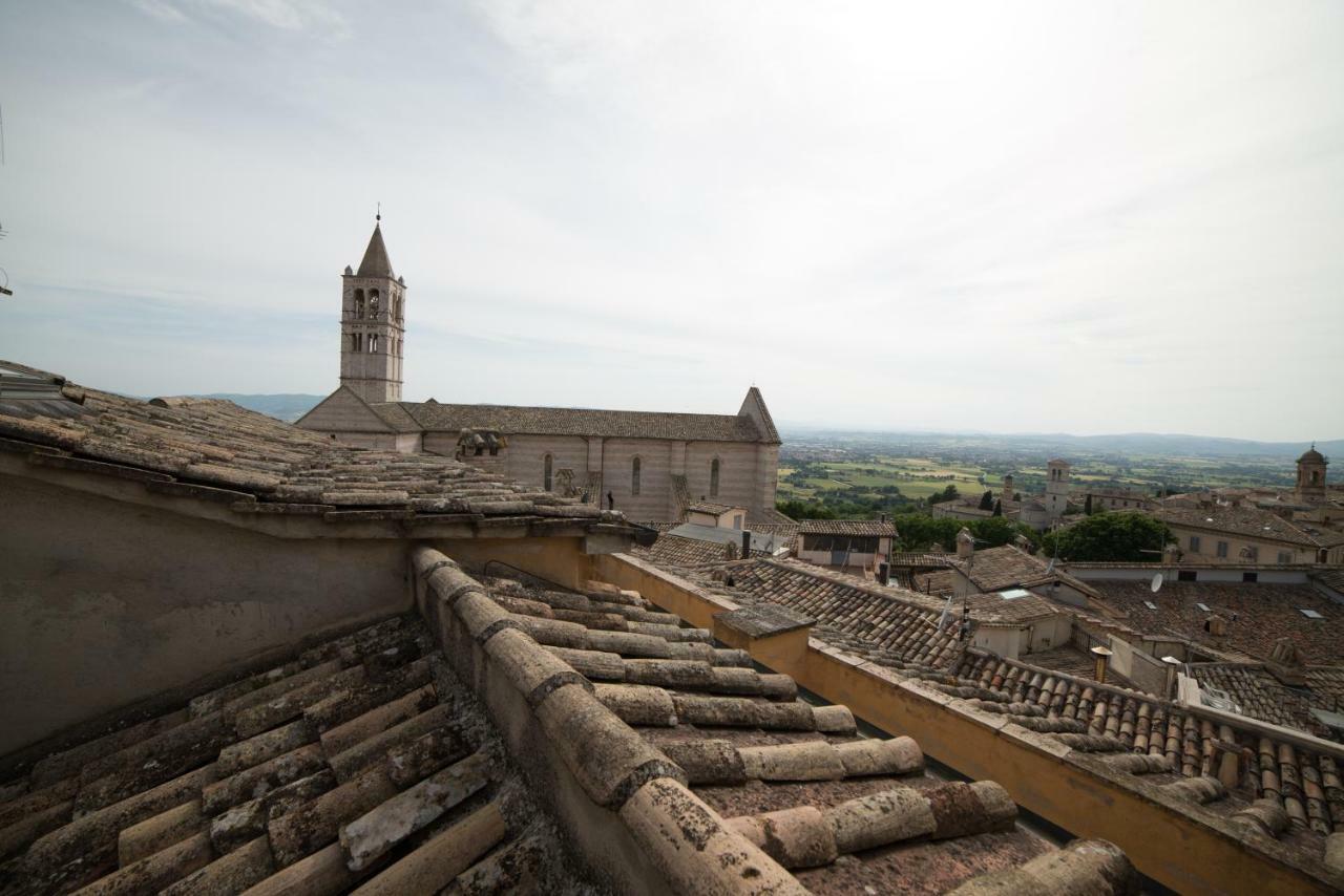 La Viola Di Assisi Hotel Exterior foto